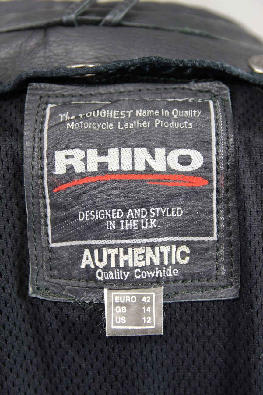 BRITISH DESIGNED RHINO BLACK COWHIDE LEATHER BIKER JACKET + PROTECTORS: SIZE 14