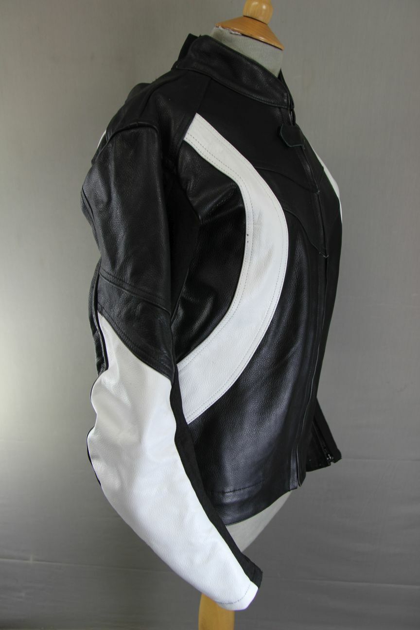 BLACK & WHITE LEATHER BIKER JACKET WITH REMOVABLE CE ARMOUR & RACE HUMP 38 INCH