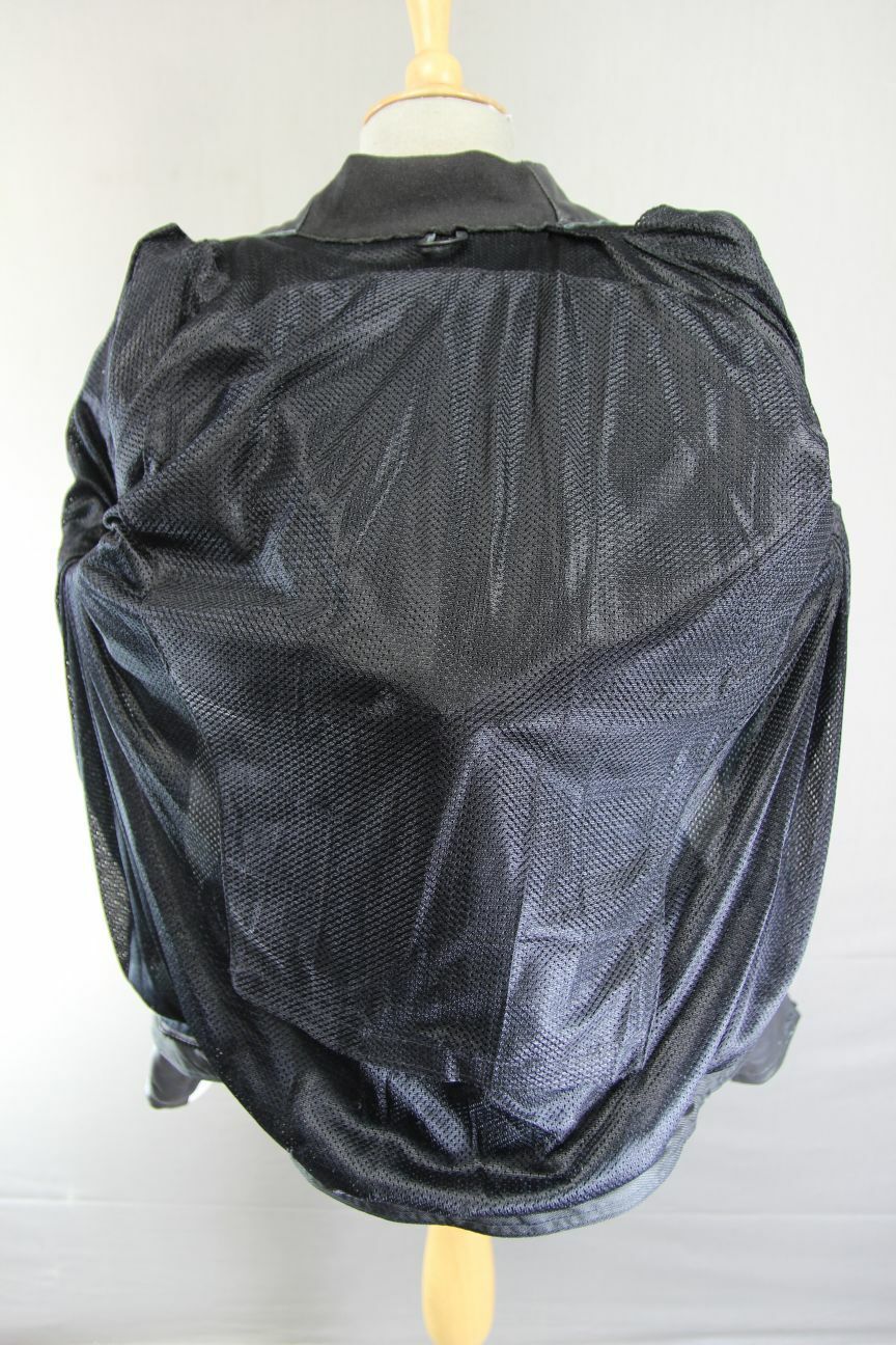 BLACK & WHITE LEATHER BIKER JACKET WITH REMOVABLE CE ARMOUR & RACE HUMP 38 INCH