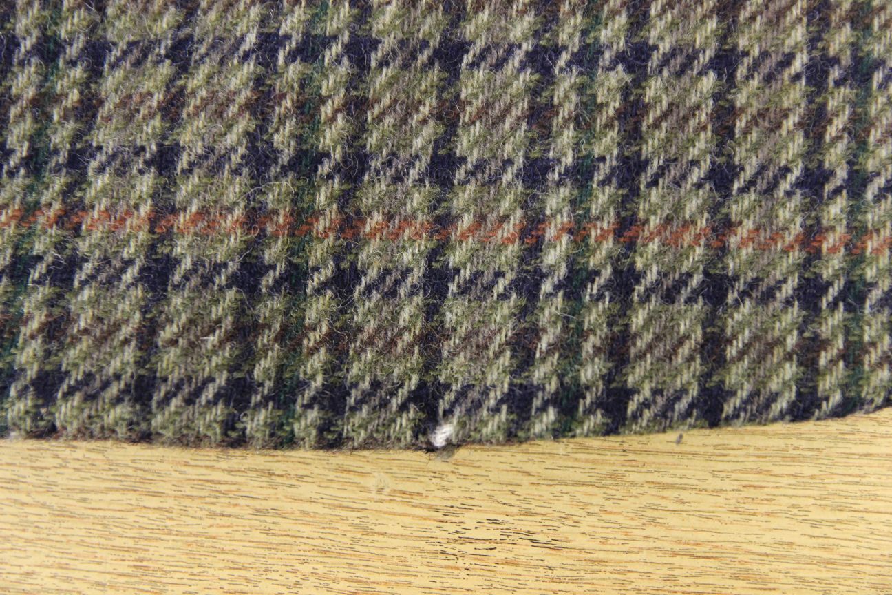BRITISH MADE CENTAUR PURE WOOL GREEN HOUNDSTOOTH CHECKED JACKET 40 IN (REG FIT)