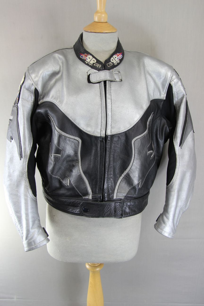 HANDMADE IN BRITAIN CARRERA LEATHERS BIKER JACKET + REMOVABLE CE ARMOUR SIZE 18