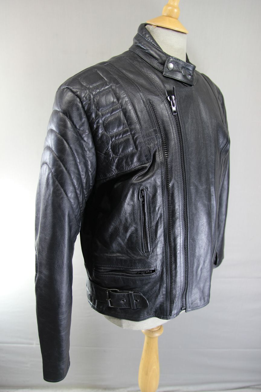 ATTRACTION BLACK LEATHER BIKER JACKET WITH REMOVABLE THERMAL LINING 42-44 INCH