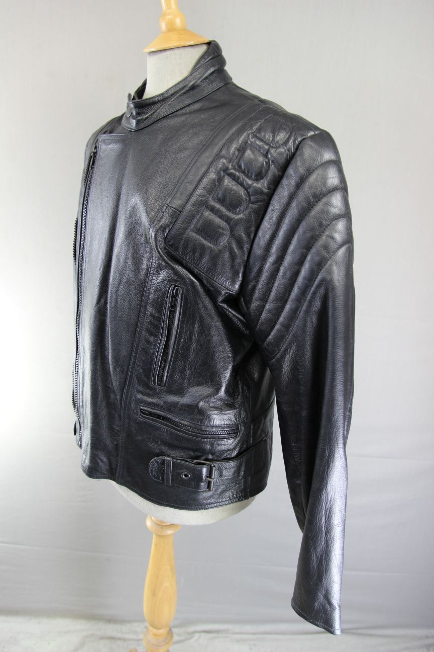 ATTRACTION BLACK LEATHER BIKER JACKET WITH REMOVABLE THERMAL LINING 42-44 INCH