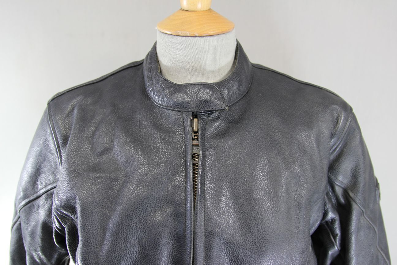 EXERO BLACK LEATHER BIKER JACKET WITH CE ARMOUR & THERMAL LINING: SIZE 16