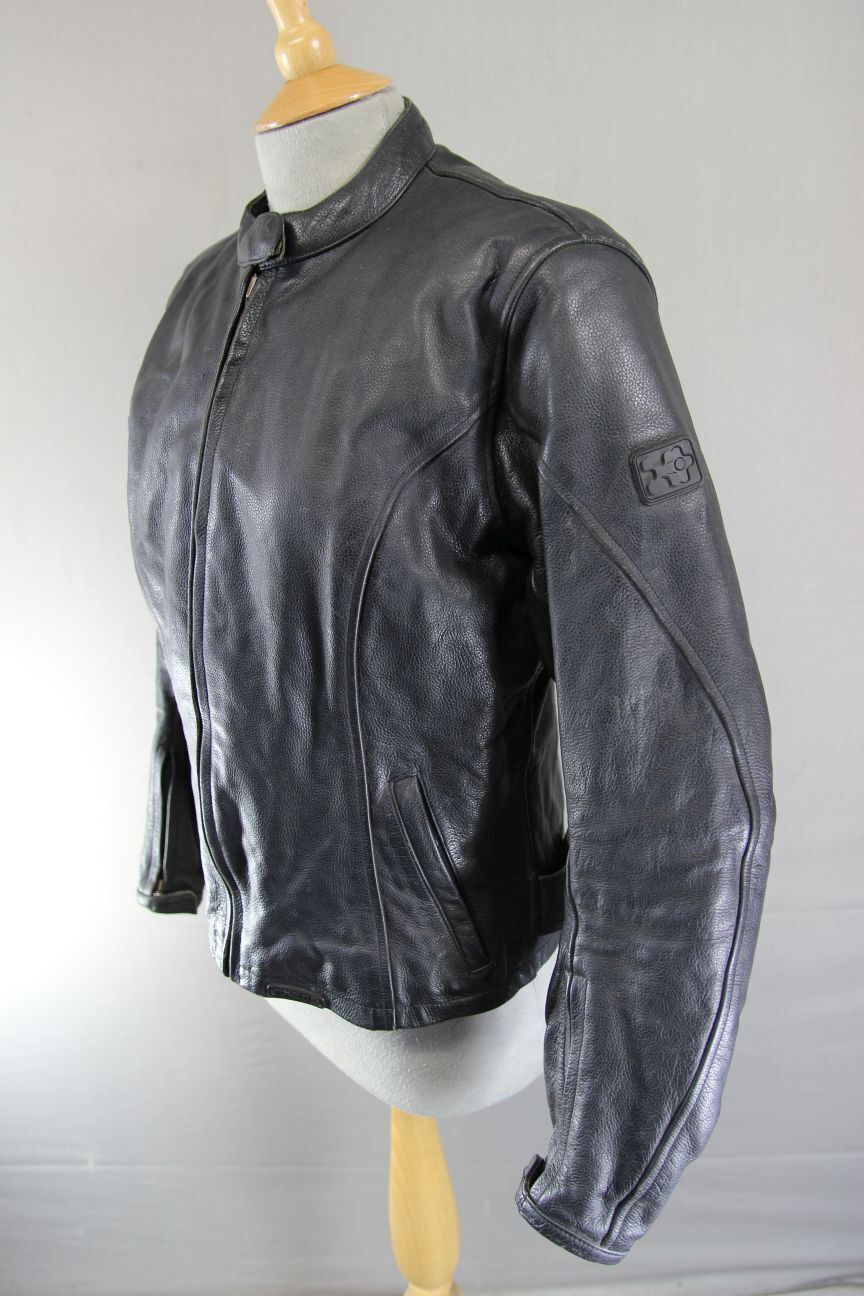 EXERO BLACK LEATHER BIKER JACKET WITH CE ARMOUR & THERMAL LINING: SIZE 16