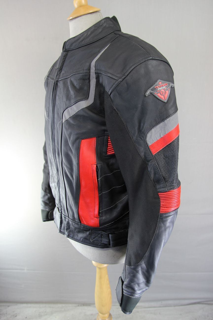 TEXPEED BLACK & RED LEATHER BIKER JACKET WITH CE ARMOUR & THERMAL LINING 40"/MED