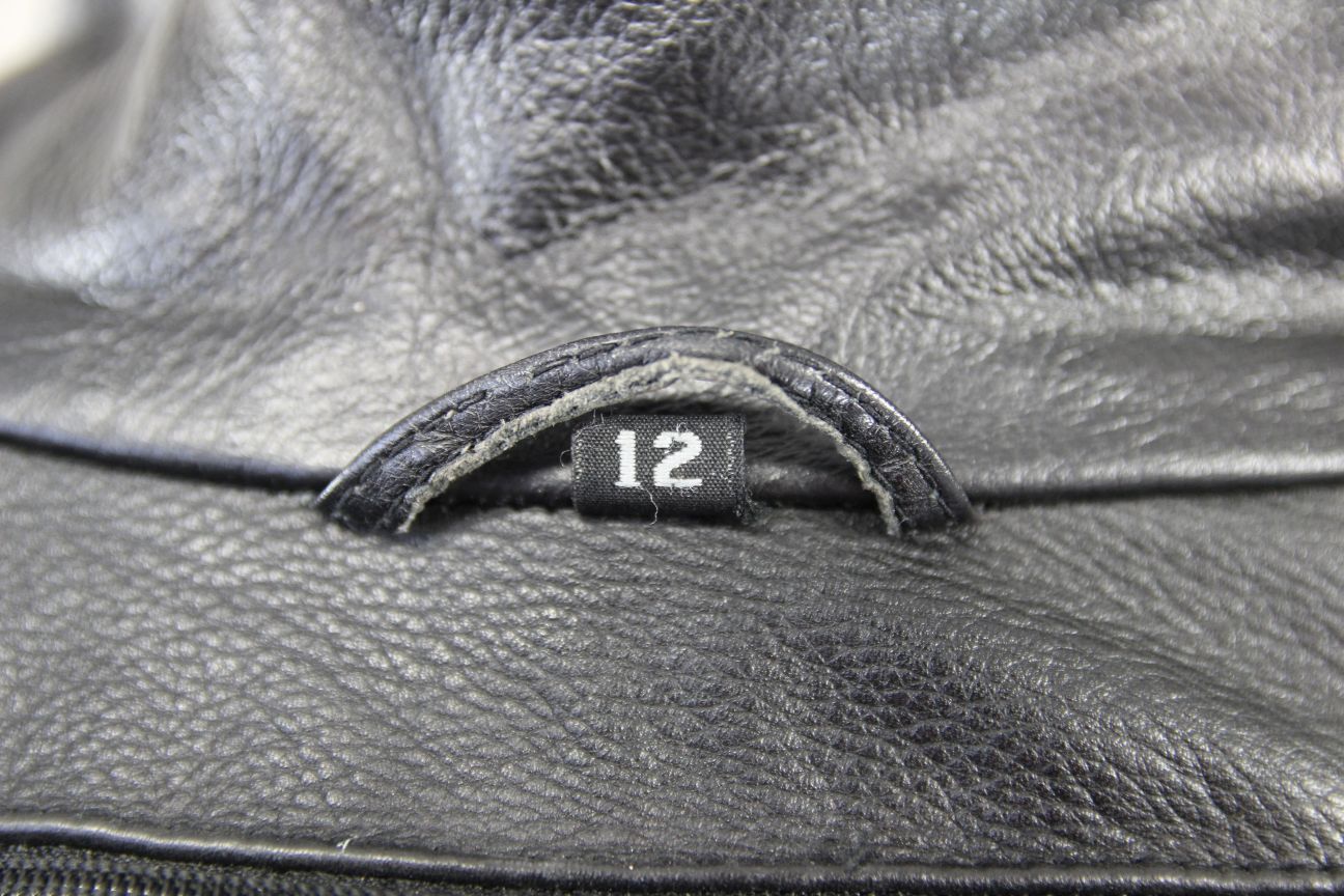 RK BLACK LEATHER BIKER JACKET WITH REMOVABLE CE ARMOUR & THERMAL LINING: SIZE 12