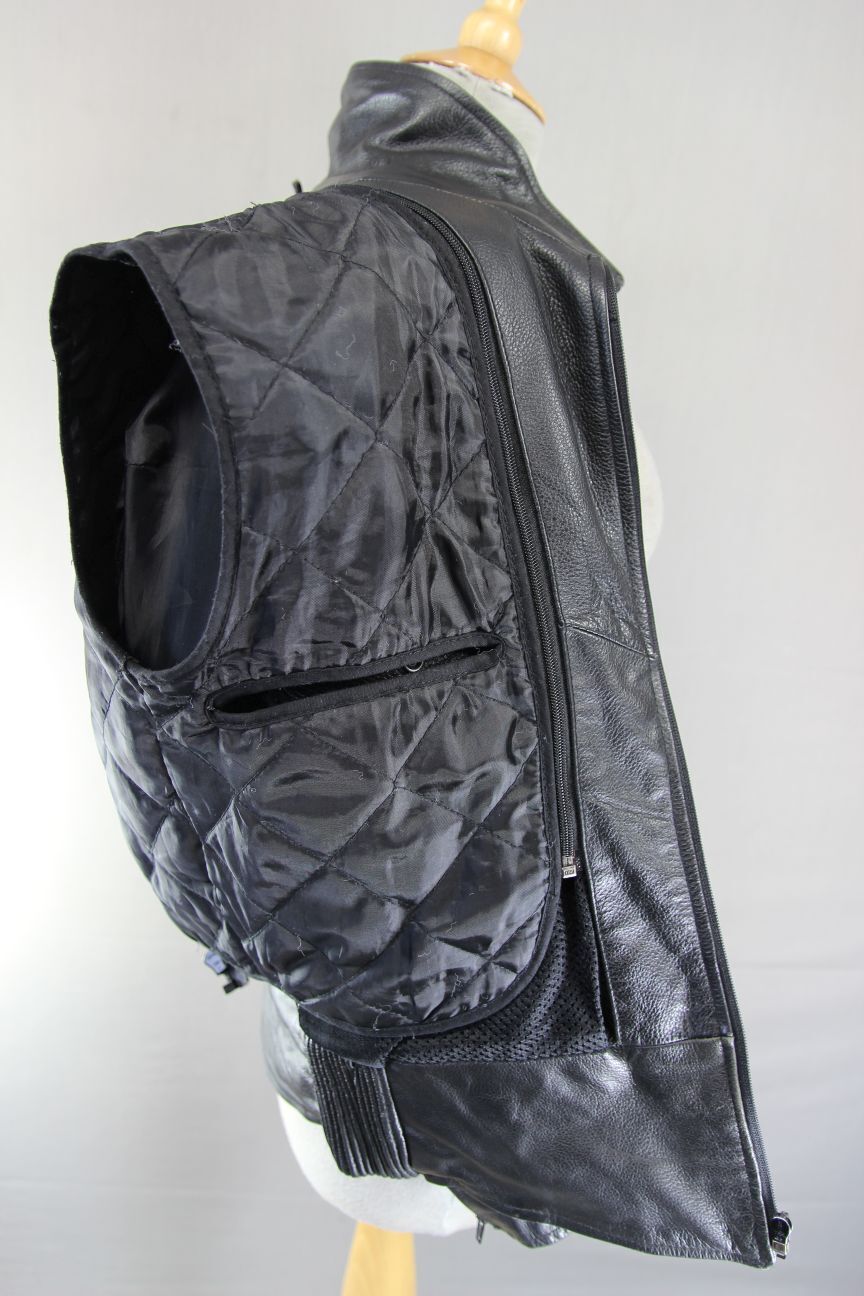 RK BLACK LEATHER BIKER JACKET WITH REMOVABLE CE ARMOUR & THERMAL LINING: SIZE 12