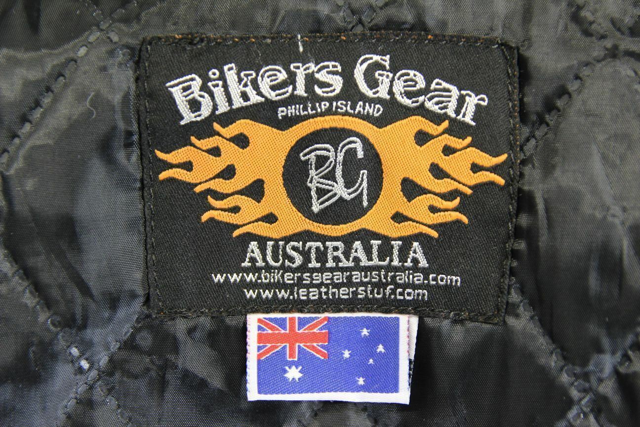BIKER'S GEAR BLACK LEATHER JACKET WITH CE ARMOUR & THERMAL LINING: SIZE 16