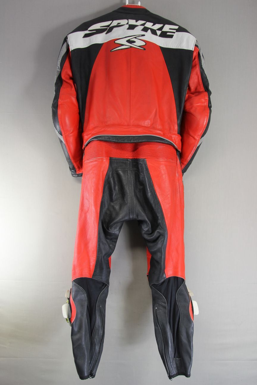 SPYKE ITALIAN MADE 2 PIECE LEATHER BIKER SUIT + CE ARMOUR & KNEE SLIDERS 40 INCH
