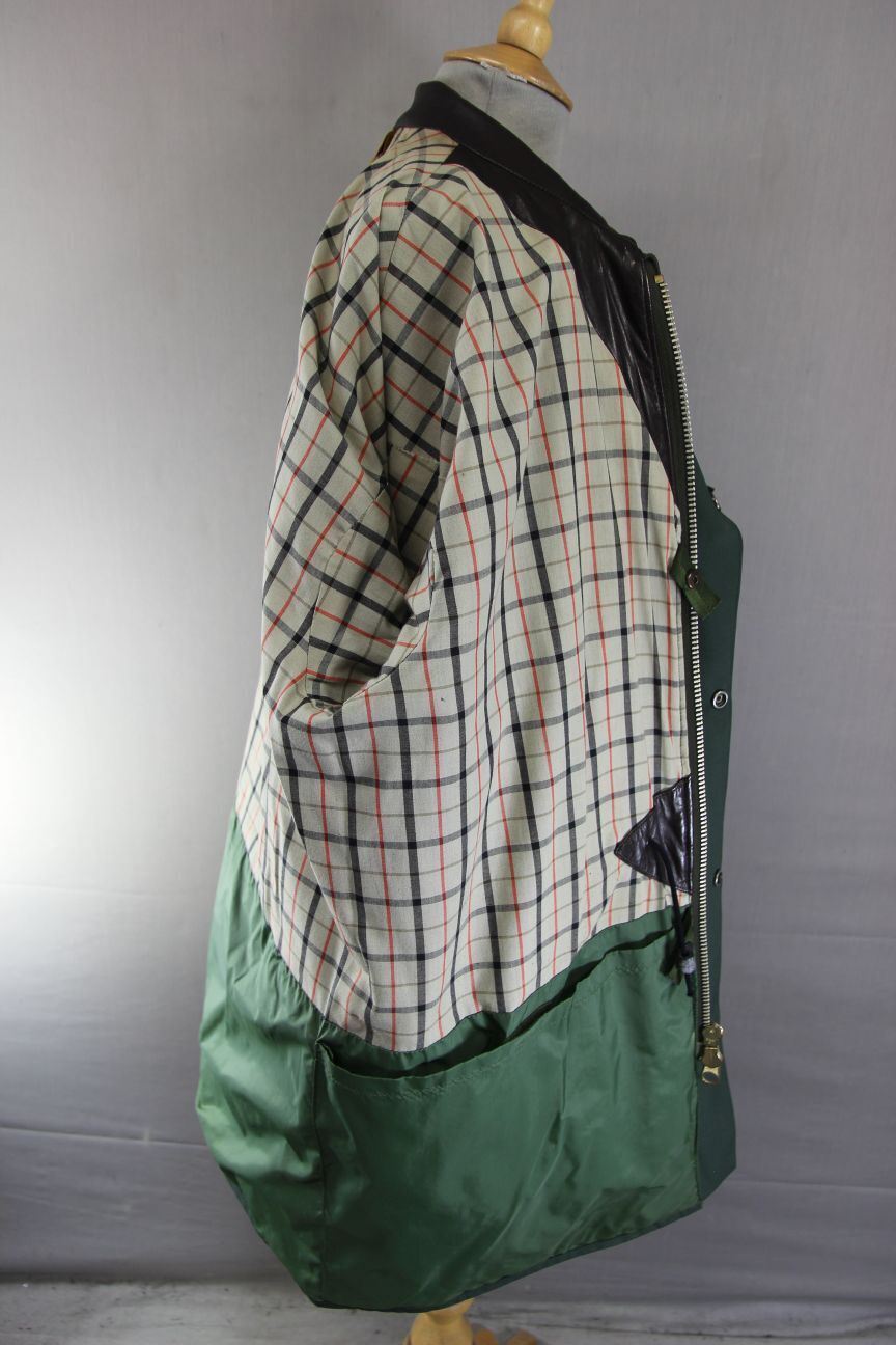 MASCOT 'TAMAR' BRITISH MADE LEATHER TRIMMED GREEN WATERPROOF COAT LARGE/44 INCH