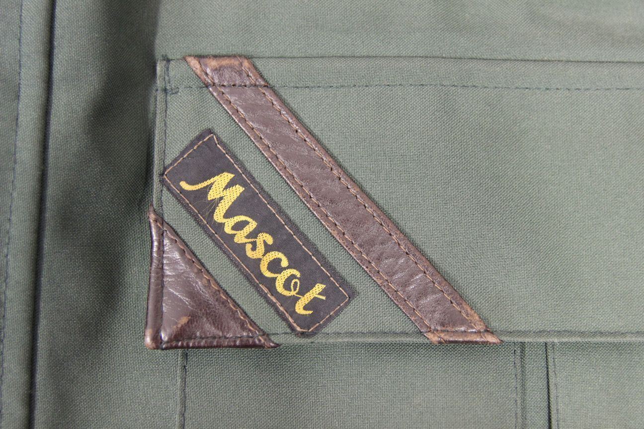 MASCOT 'TAMAR' BRITISH MADE LEATHER TRIMMED GREEN WATERPROOF COAT LARGE/44 INCH