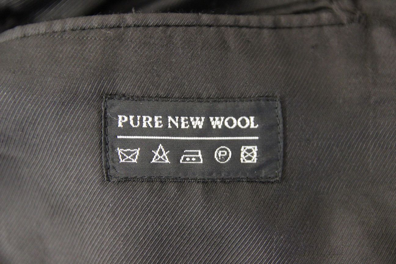 EX HIRE SCOTTISH CEREMONIAL PURE WOOL BLACK PRINCE CHARLIE JACKET 32IN (X SHORT)