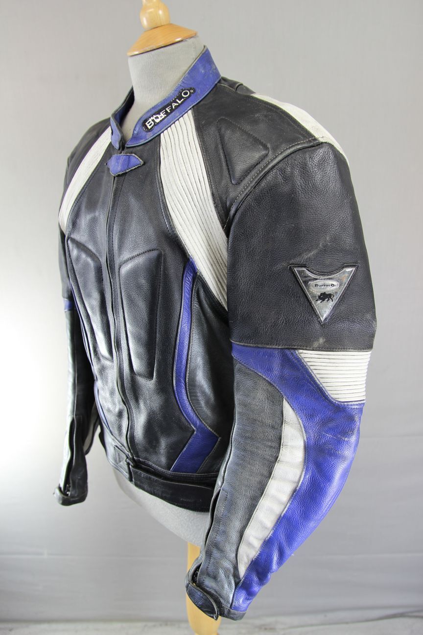 BUFFALO BLACK, SILVER, BLUE & WHITE LEATHER BIKER JACKET WITH CE ARMOUR 40 INCH