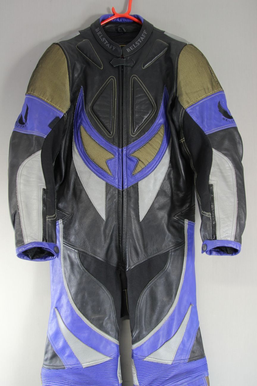1 PIECE BELSTAFF LEATHER BIKER SUIT WITH KNOX CE ARMOUR: CHEST 46 IN/WAIST 38 IN