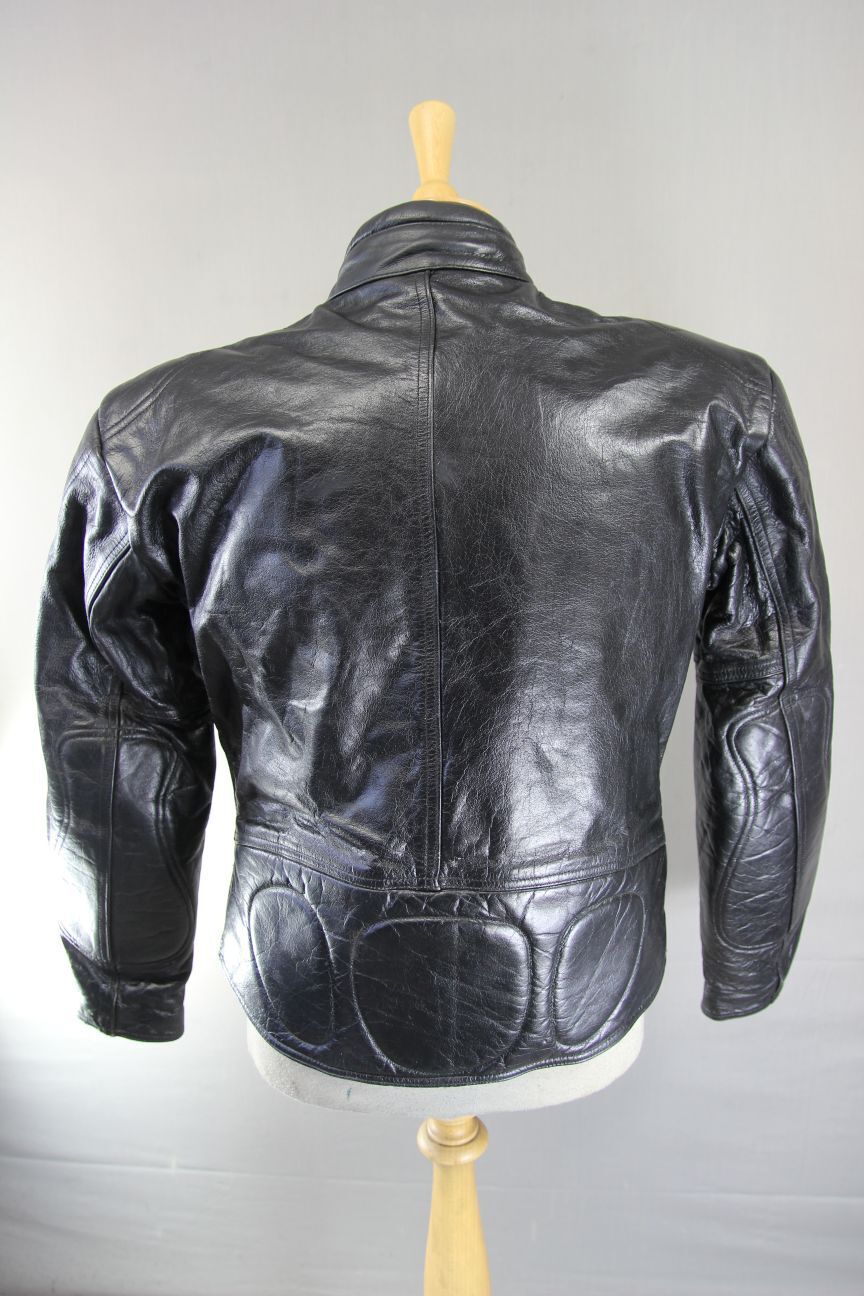 ASHMAN BLACK COWHIDE LEATHER BIKER JACKET + BACK/SHOULDER/ELBOW PROTECTORS 42 IN