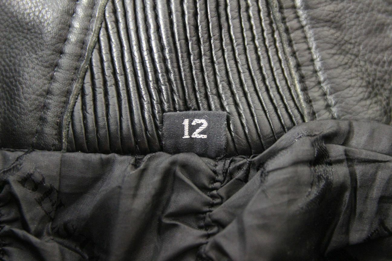 BELSTAFF BLACK LEATHER BIKER TROUSERS SIZE 12: WAIST 26 INCHES/LEG 29 INCHES