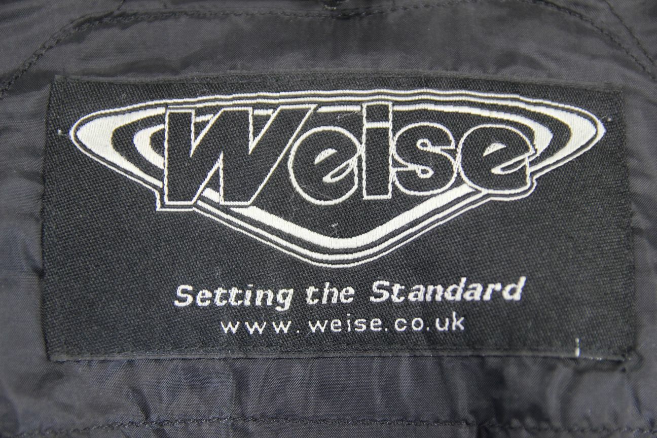 WEISE BLACK LEATHER BIKER JACKET WITH SHOULDER & ELBOW CE ARMOUR SIZE 16
