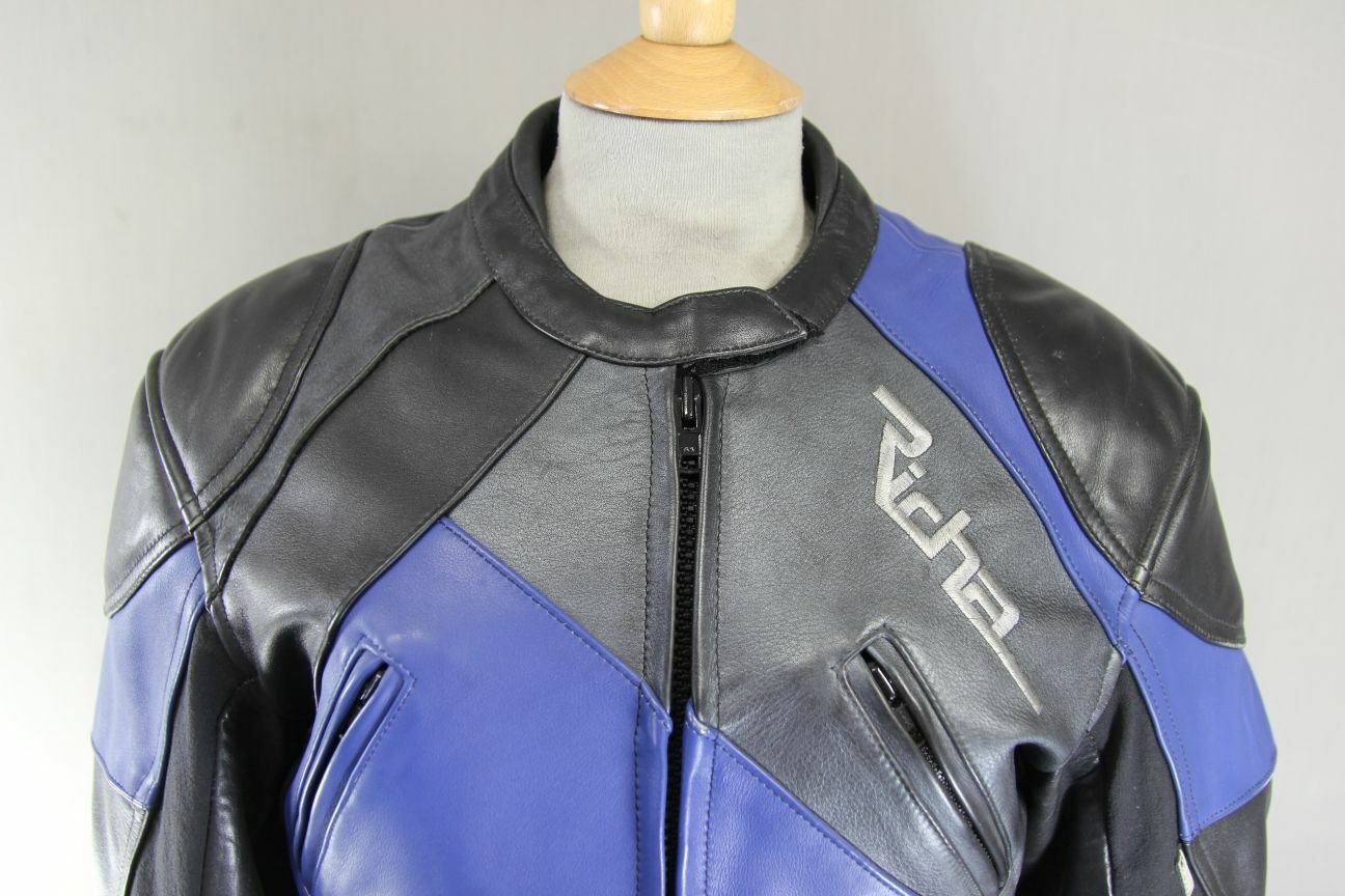 RICHA BLACK, BLUE & SILVER LEATHER BIKER JACKET+CE ARMOUR/THERMAL LINING:SIZE 10