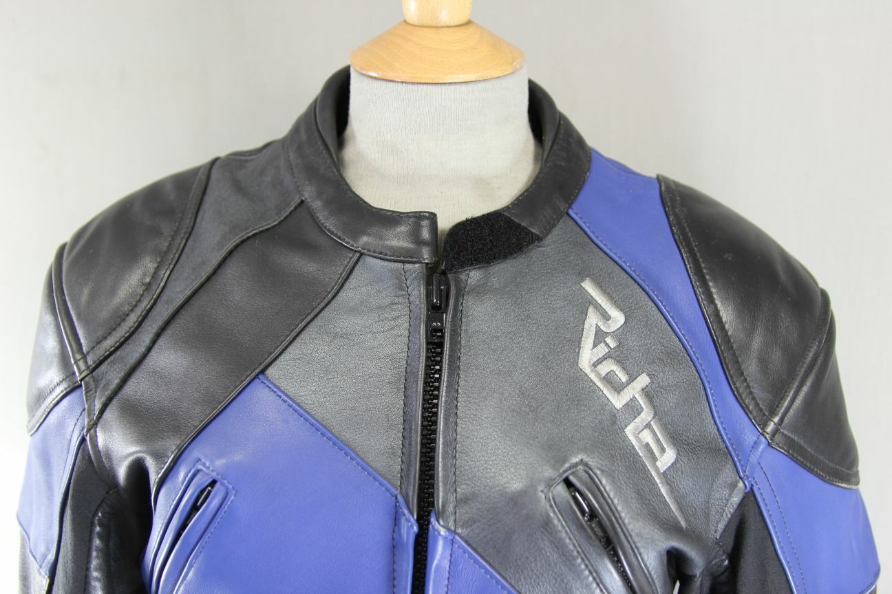 RICHA BLACK, BLUE & SILVER LEATHER BIKER JACKET+CE ARMOUR/THERMAL LINING:SIZE 10