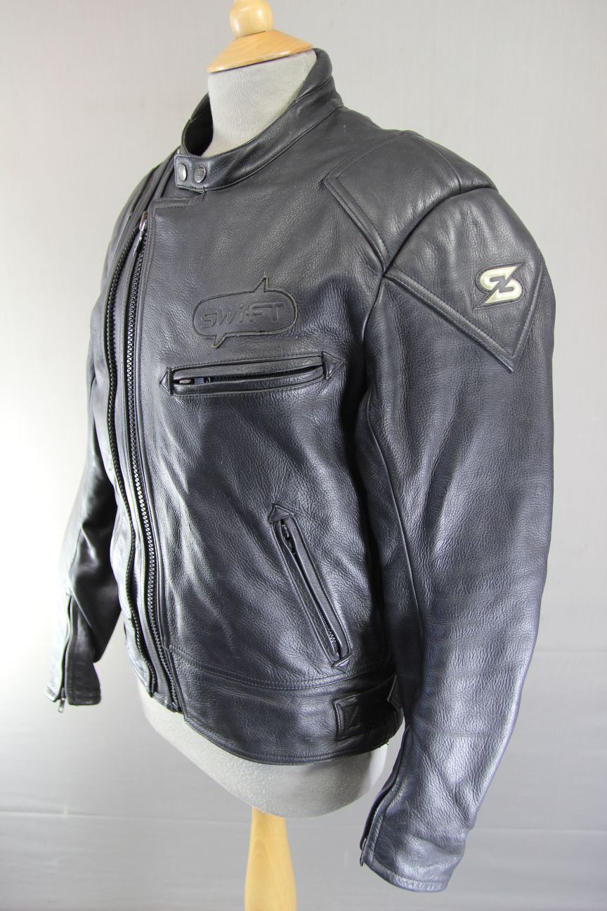 SWIFT INNOVATION BLACK LEATHER BIKER JACKET + BACK PROTECTOR/THERMAL LINING 38"