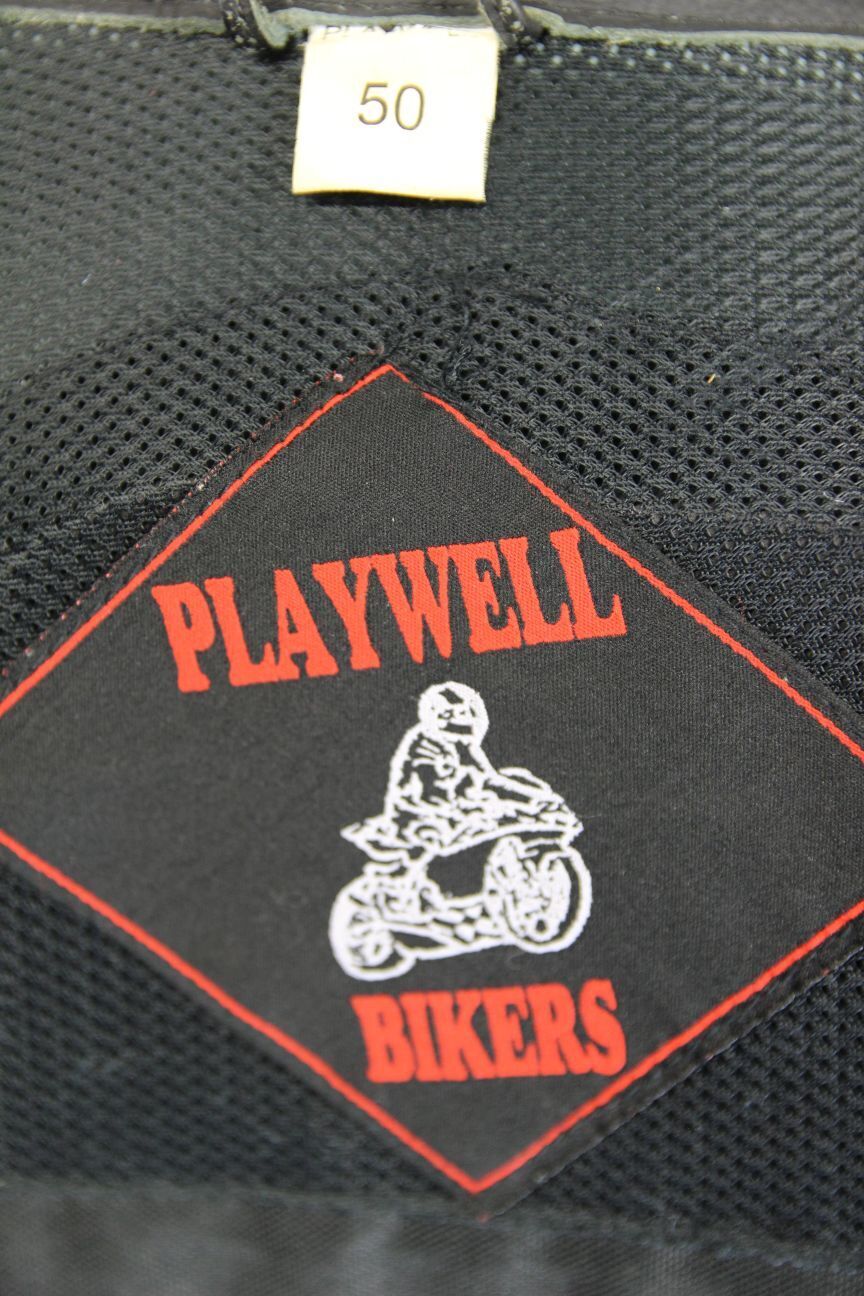 PLAYWELL BLACK, RED & WHITE LEATHER BIKER JACKET WITH REMOVABLE CE ARMOUR 40 IN