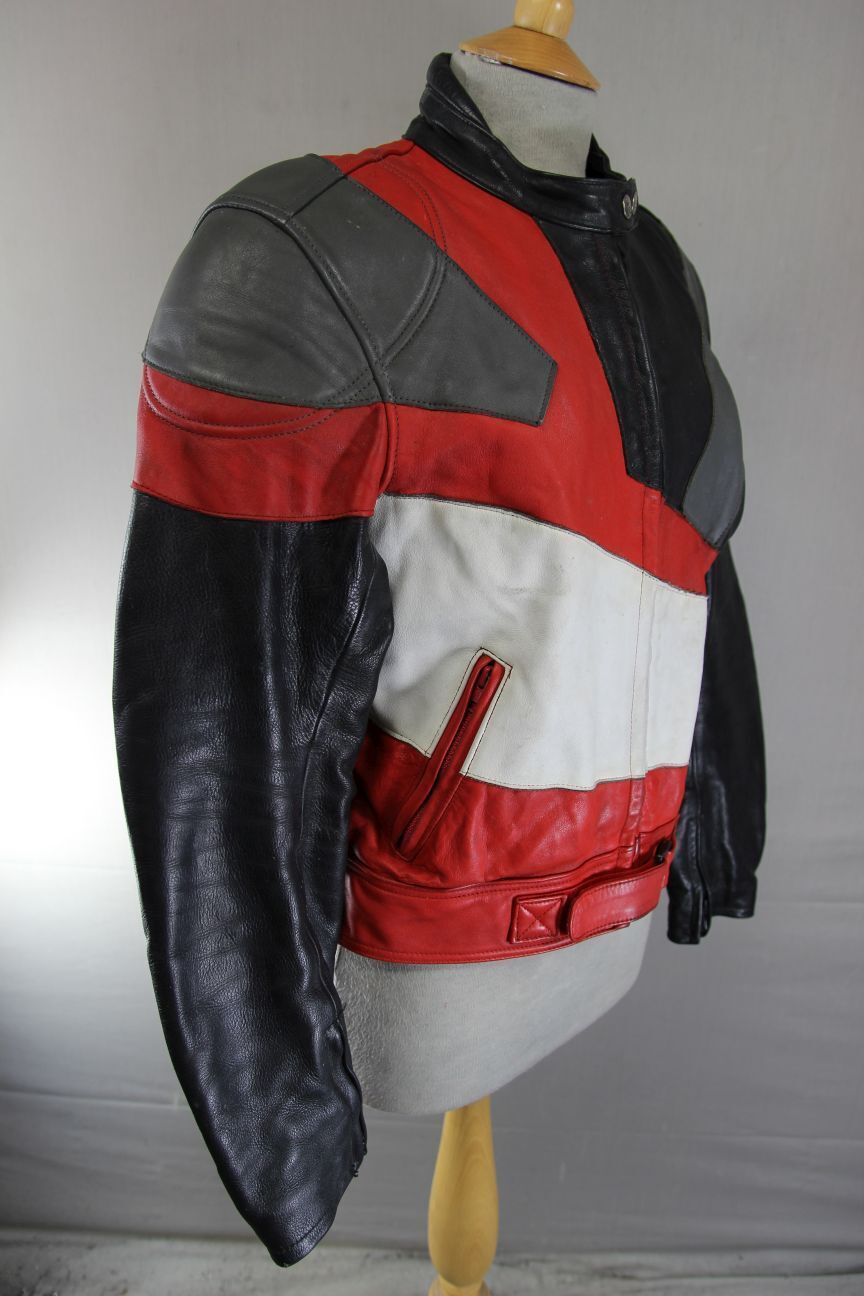 MQP BLACK, RED, WHITE & GREY LEATHER BIKER JACKET + BACK PROTECTOR: 42-44"/LARGE