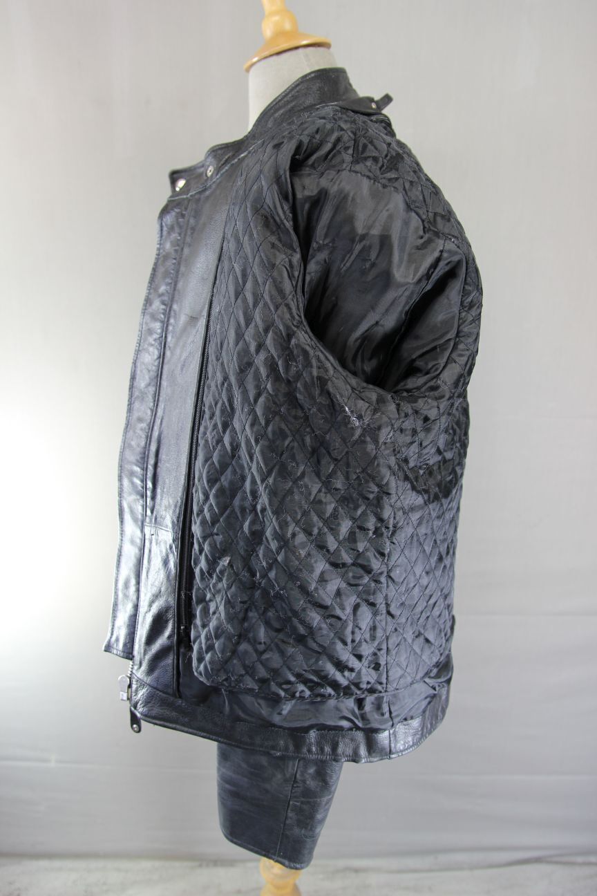 CLASSIC WILSON'S LEATHER BLACK BIKER JACKET WITH THERMAL LINING 44 INCH/LARGE
