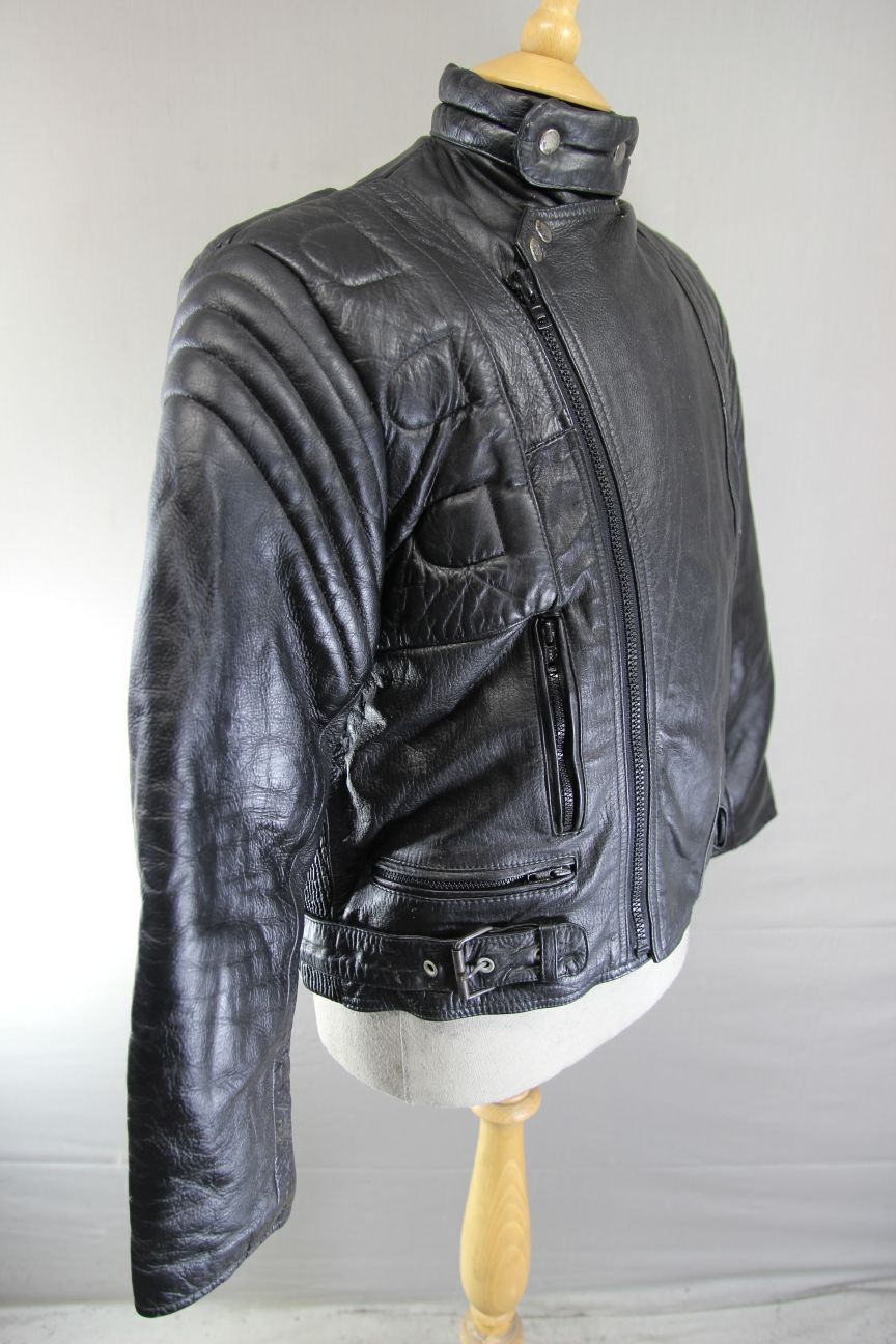 CLASSIC AKASO INTERNATIONAL BLACK LEATHER BIKER JACKET 40 INCH