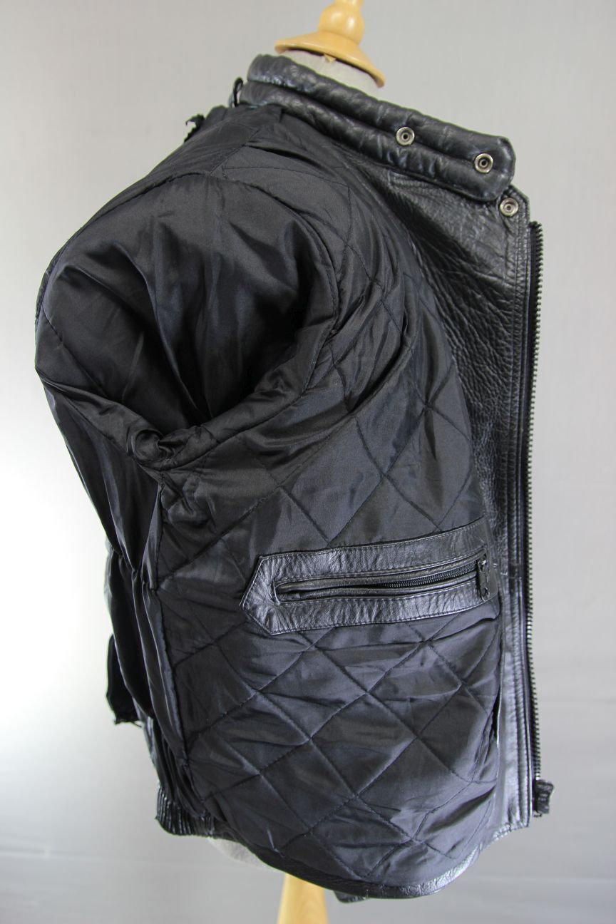 CLASSIC AKASO INTERNATIONAL BLACK LEATHER BIKER JACKET 40 INCH