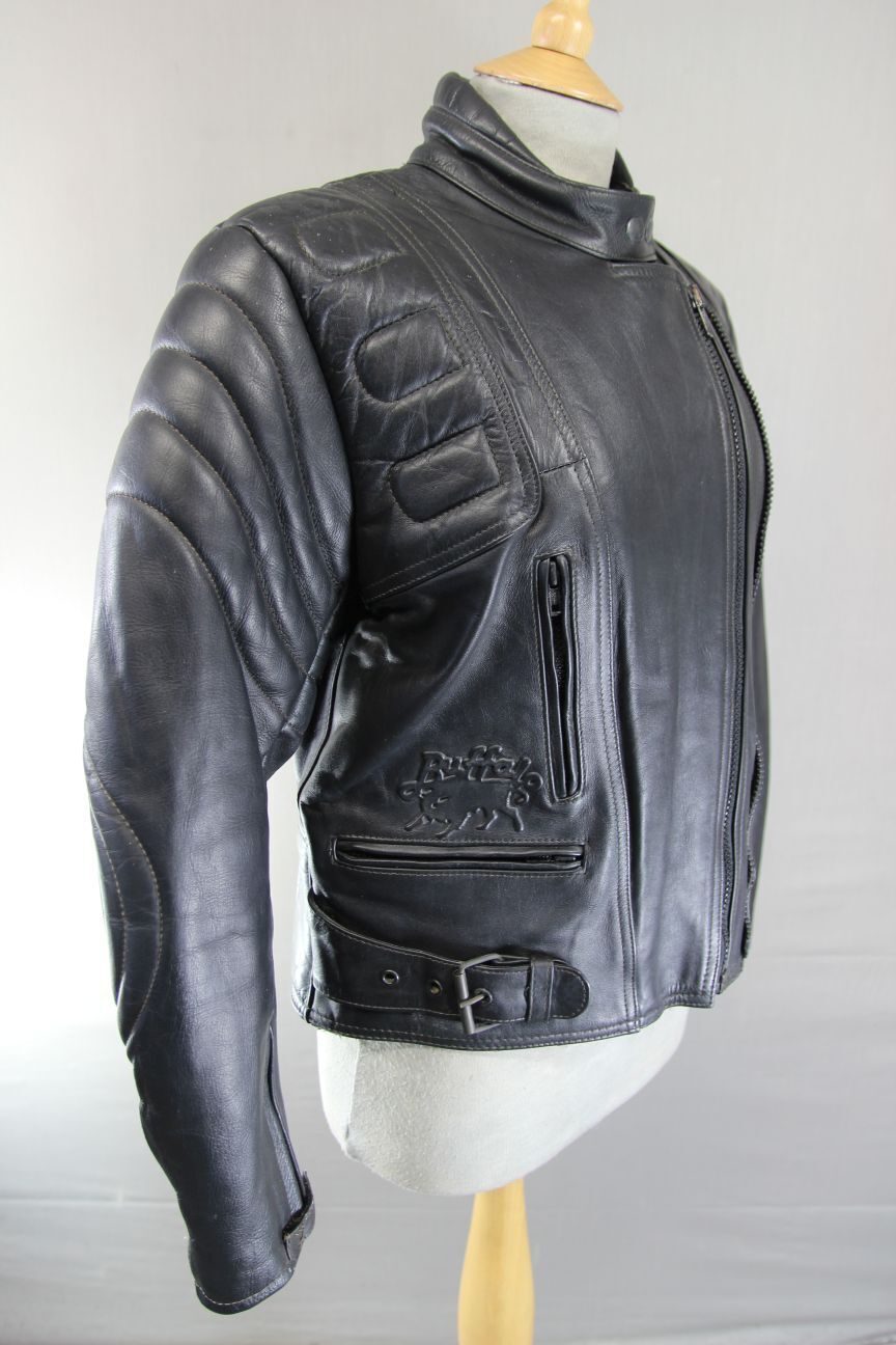 BUFFALO BLACK LEATHER BIKER JACKET WITH BACK PROTECTOR 34-36 INCH CHEST/SIZE 12