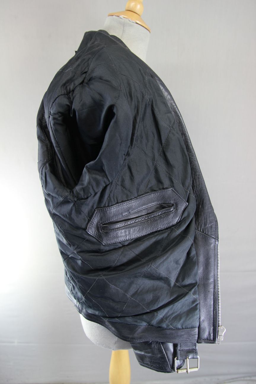 VNTG 70s ORTOV OF LONDON BRITISH MADE PUNK ROCK BLACK LEATHER BIKER JACKET 36 IN