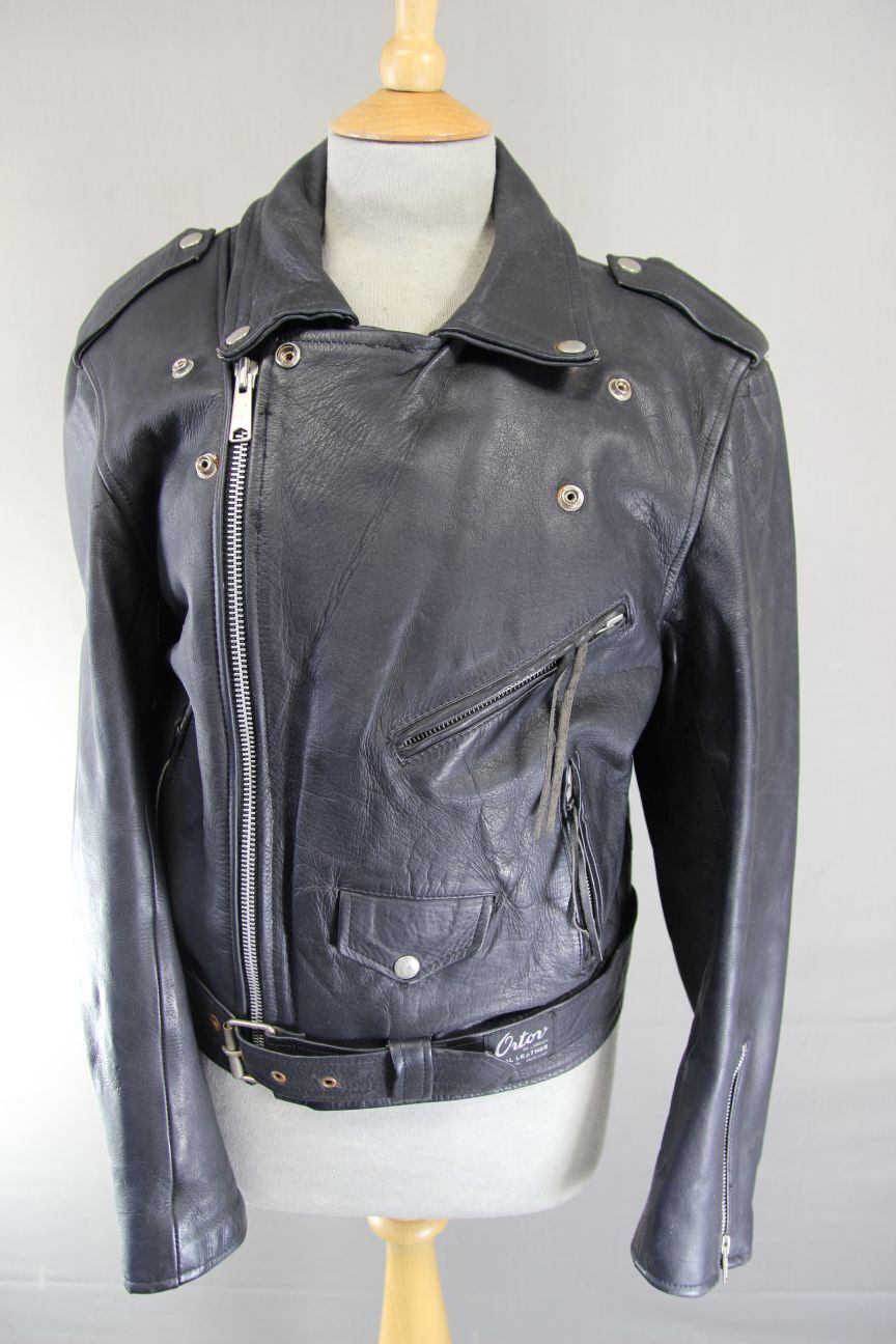 VNTG 70s ORTOV OF LONDON BRITISH MADE PUNK ROCK BLACK LEATHER BIKER JACKET 36 IN