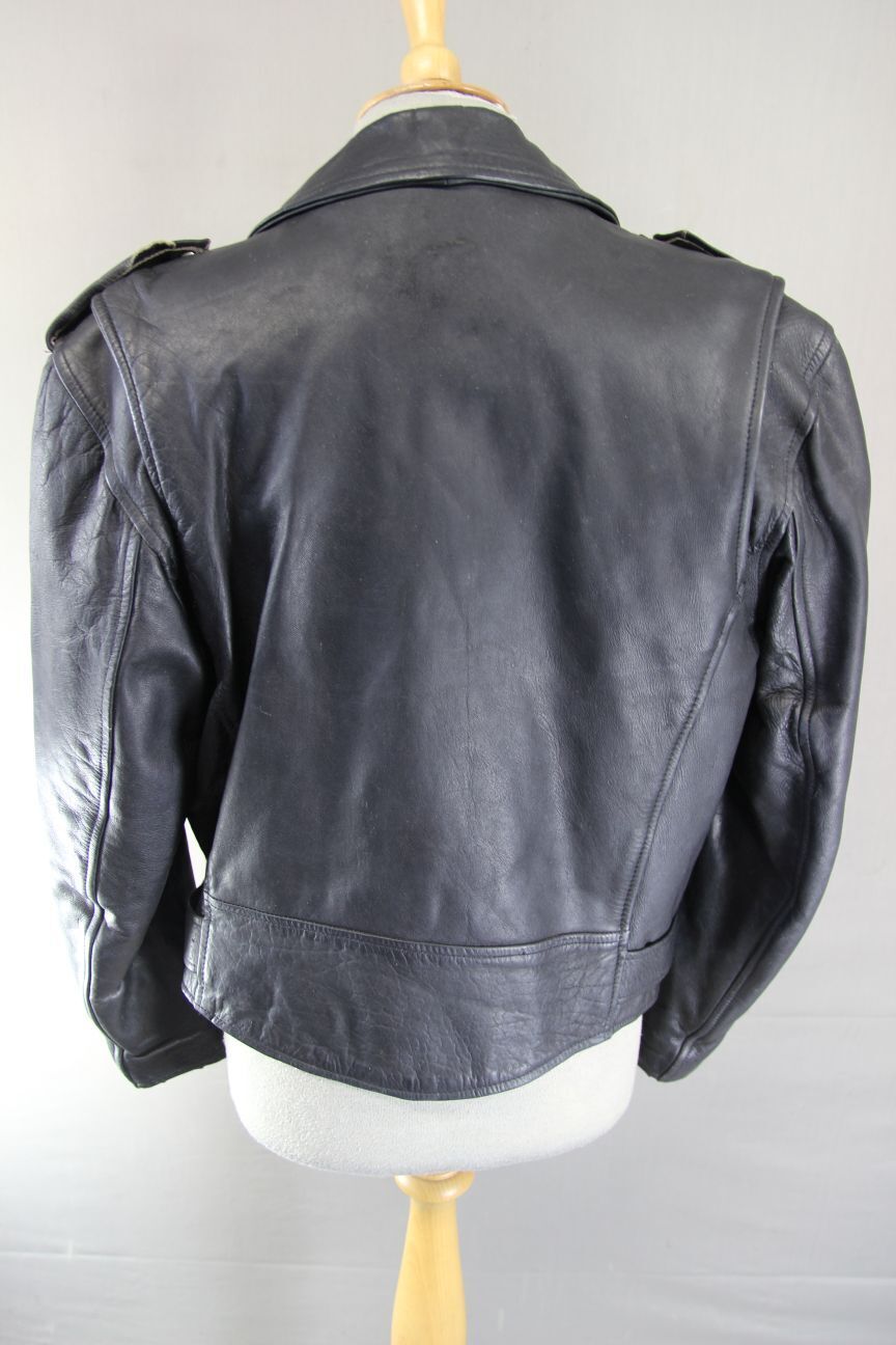 VNTG 70s ORTOV OF LONDON BRITISH MADE PUNK ROCK BLACK LEATHER BIKER JACKET 36 IN