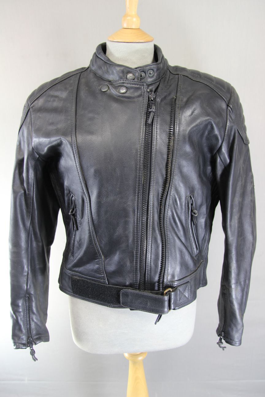 FRANK THOMAS BLACK LEATHER BIKER JACKET WITH PROTECTORS 38-40 INCH CHEST/SIZE 16