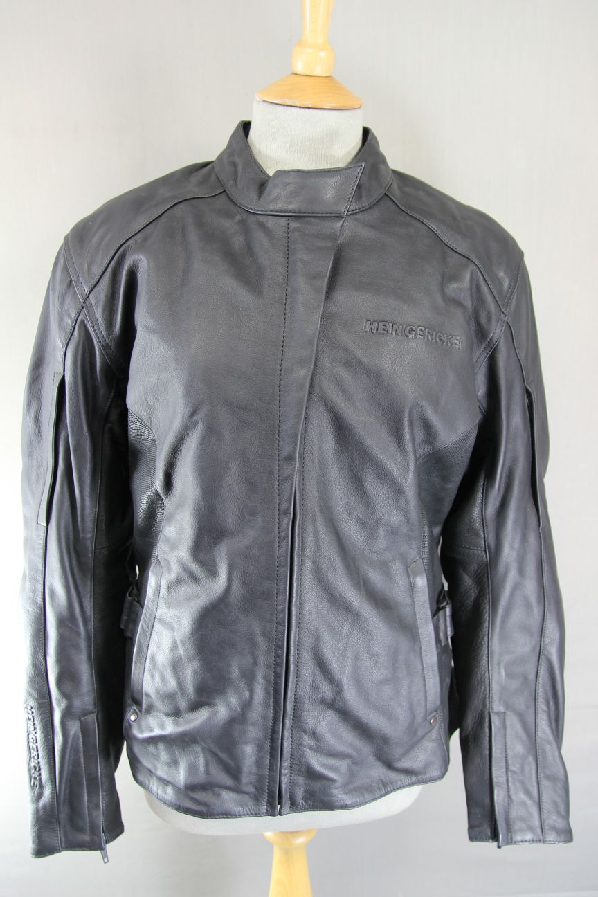 HEIN GERICKE BLACK LEATHER BIKER JACKET WITH CE ARMOUR & THERMAL LINING: SIZE 16