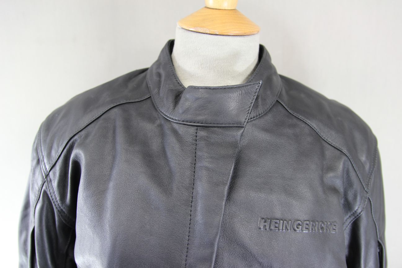 HEIN GERICKE BLACK LEATHER BIKER JACKET WITH CE ARMOUR & THERMAL LINING: SIZE 16