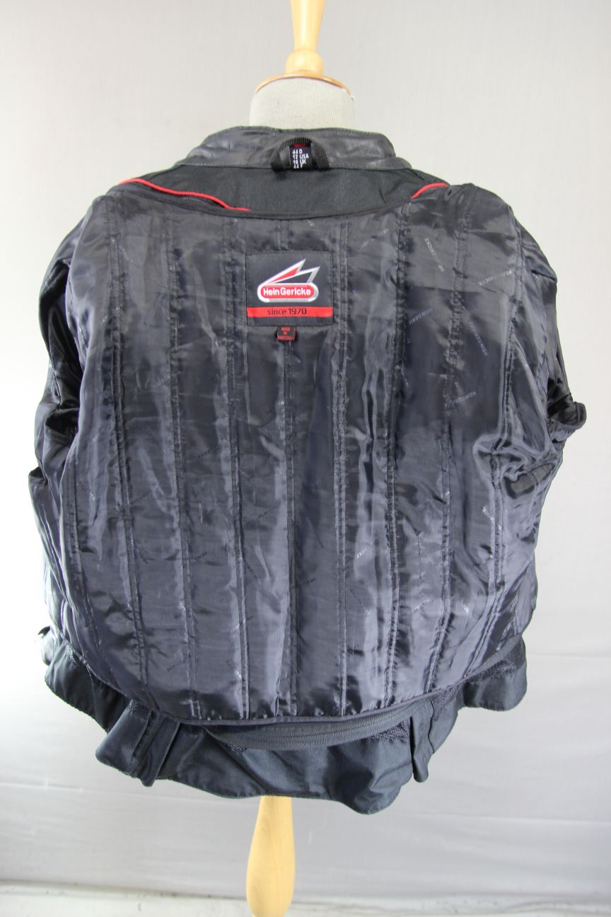 HEIN GERICKE BLACK LEATHER BIKER JACKET WITH CE ARMOUR & THERMAL LINING: SIZE 16
