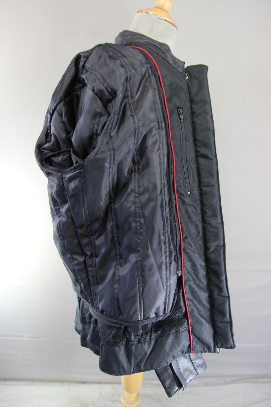 HEIN GERICKE BLACK LEATHER BIKER JACKET WITH CE ARMOUR & THERMAL LINING: SIZE 16