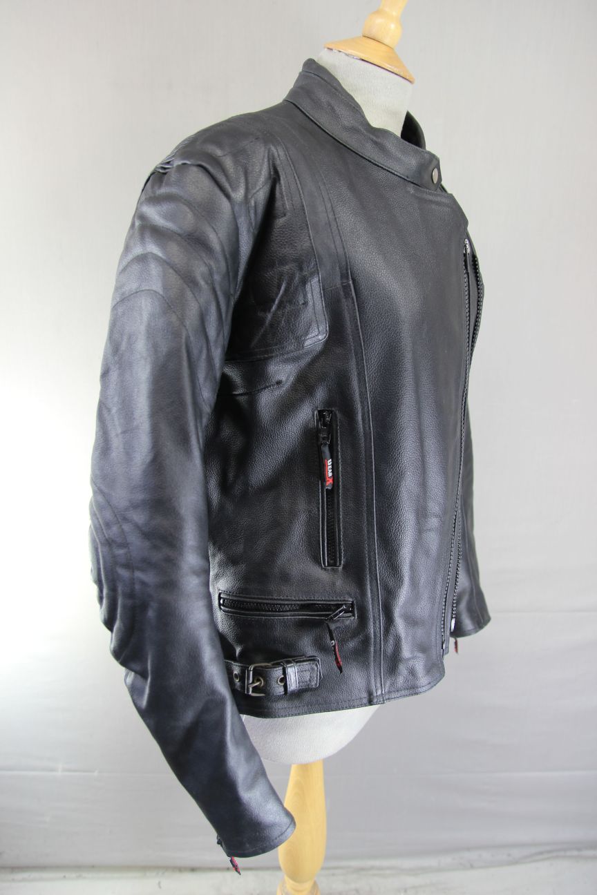 GEAR X BLACK LEATHER BIKER JACKET WITH SHOULDER & ELBOW CE ARMOUR 36-38 IN/SMALL