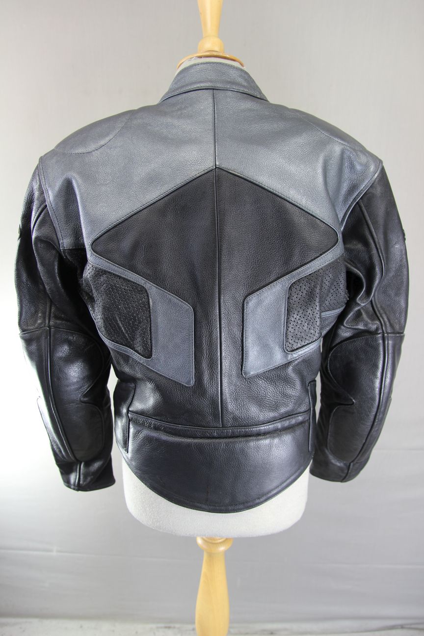 SRS BLACK, SILVER & GREY LEATHER BIKER JACKET WITH REMOVABLE PROTECTORS 38-40"/M