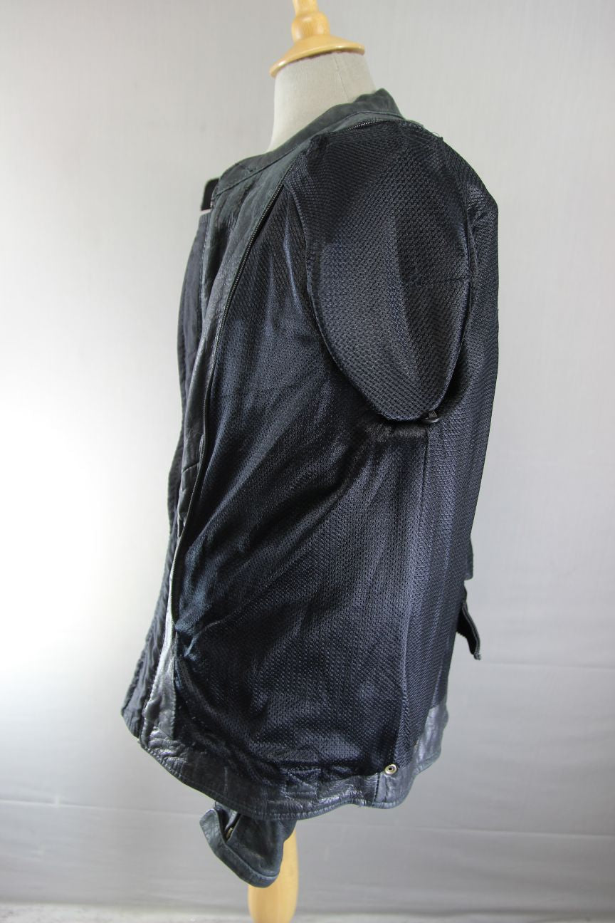 BLACK LEATHER BIKER JACKET + REMOVABLE BACK, SHOULDER & ELBOW CE ARMOUR 38IN/MED
