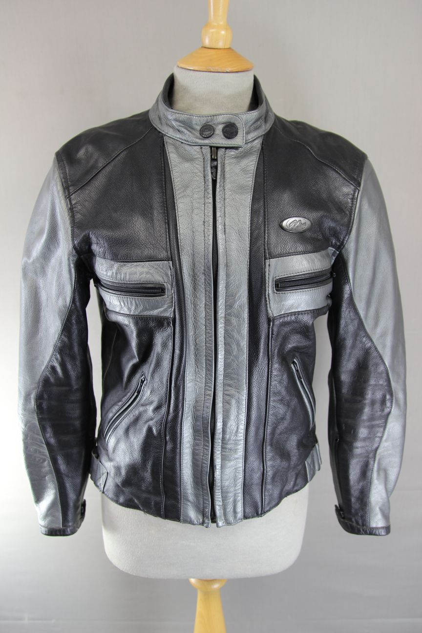MTECH BLACK & SILVER LEATHER BIKER JACKET WITH BACK & SHOULDER CE ARMOUR 36 IN
