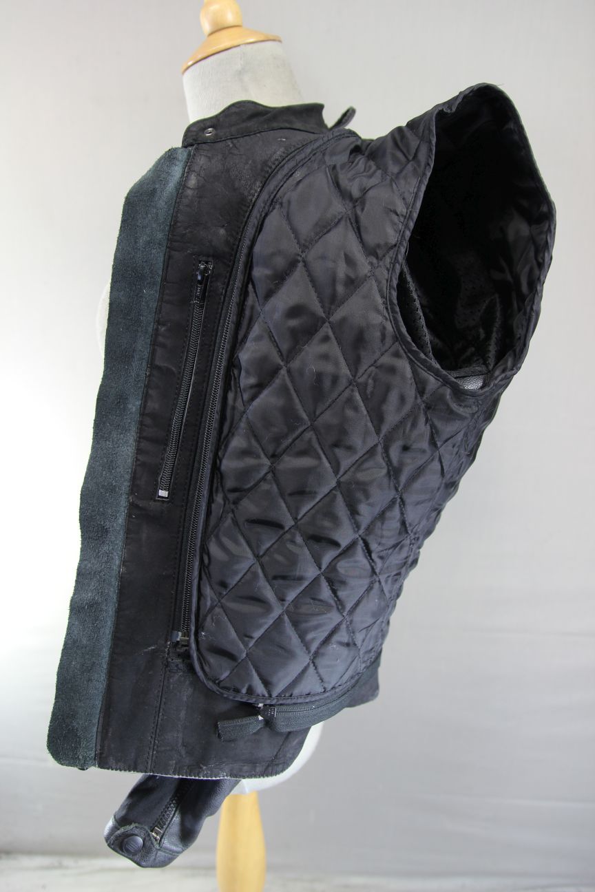SWIFT BLACK LEATHER BIKER JACKET WITH CE ARMOUR & THERMAL LINING: 34 IN/X SMALL