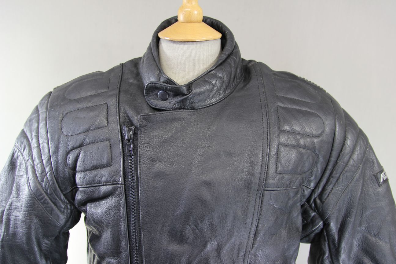 ASHMAN BLACK COWHIDE LEATHER BIKER JACKET + PROTECTORS & THERMAL LINING 38-40 IN