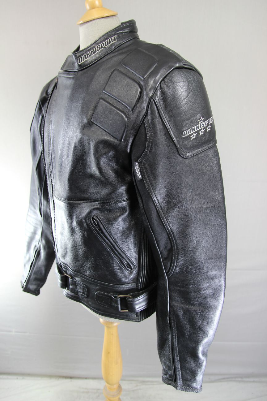 DANNISPORT BLACK LEATHER BIKER JACKET + SHOULDER & ELBOW T-PRO CE ARMOUR 44-46IN