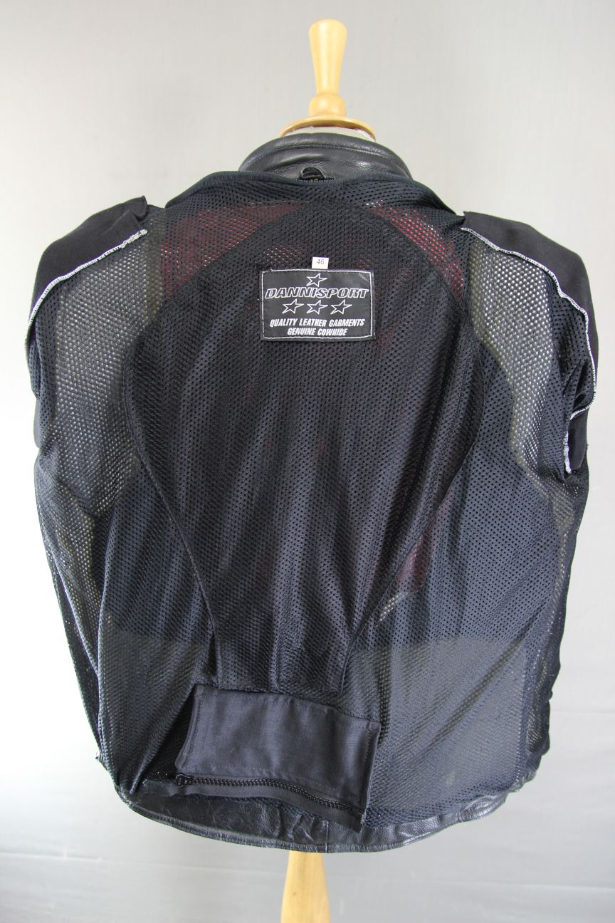 DANNISPORT BLACK LEATHER BIKER JACKET + SHOULDER & ELBOW T-PRO CE ARMOUR 44-46IN