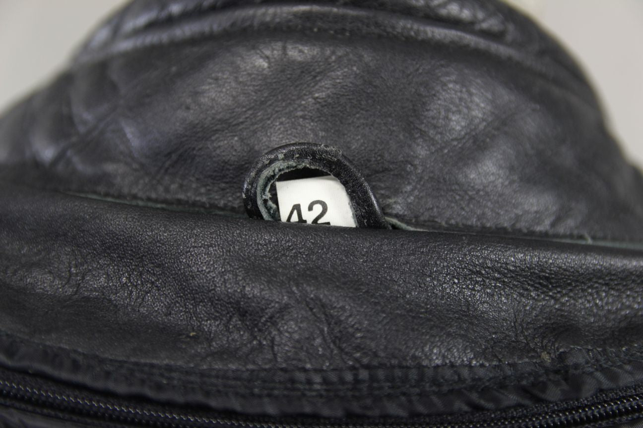 CLASSIC BLACK LEATHER BIKER JACKET WITH DETACHABLE THERMAL LINING 40-42 INCH