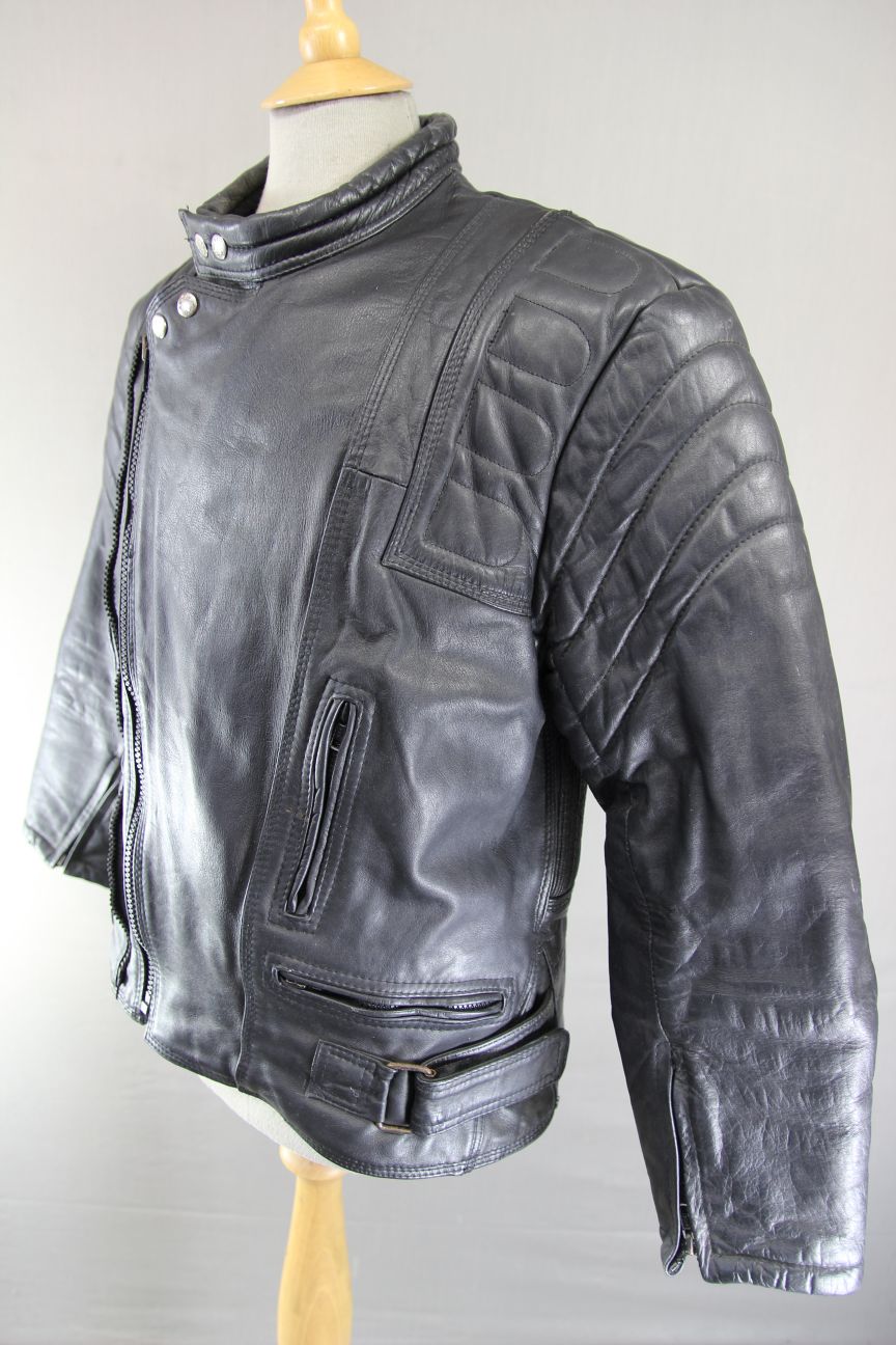 AKASO CLASSIC BLACK LEATHER BIKER JACKET 38-40 INCH CHEST