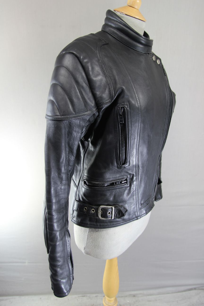 CLASSIC SPORTEX A5 BLACK LEATHER BIKER JACKET: SIZE 14